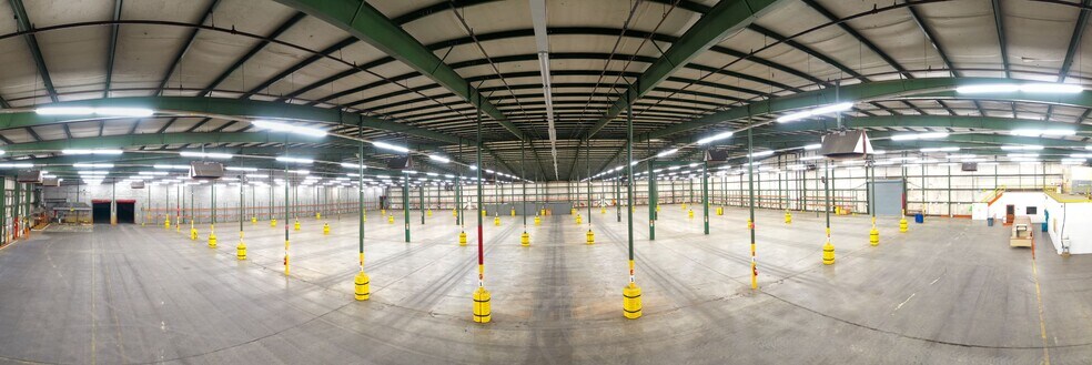 More Photos Of 50 Iron Gate Rd, Clarksville Manufacturing For Lease
