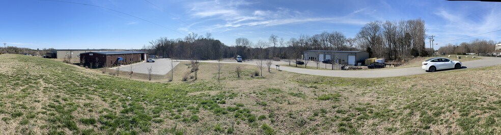 More Photos Of 4950 Stough Rd SW, Concord Flex For Sale