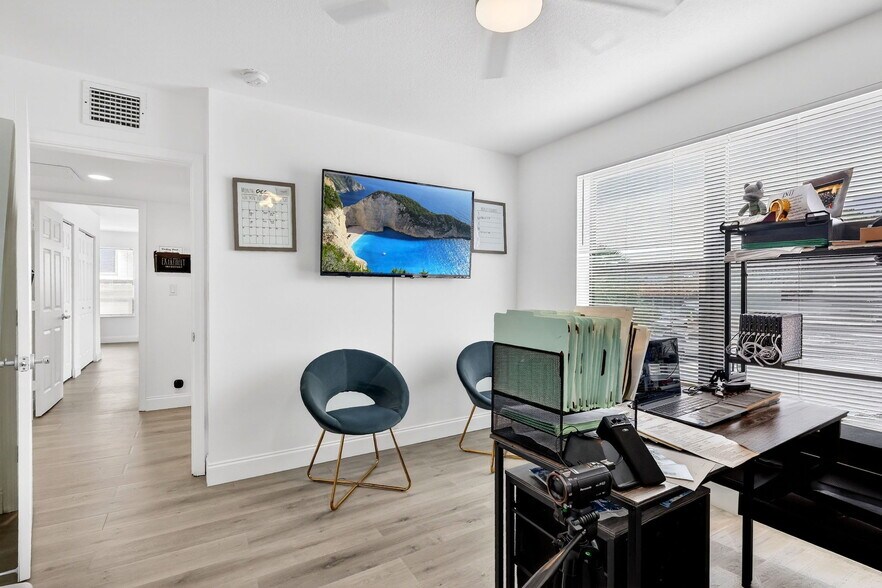 More Photos Of 129 N 5th St, Fort Pierce Storefront Retail Residential For Lease