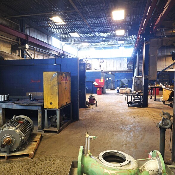 More Photos Of 30 Gando Dr, New Haven Industrial For Lease