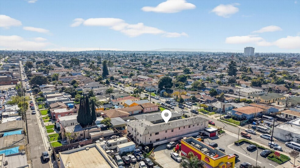 More Photos Of 1004 N Poinsettia Ave, Compton Apartments For Sale