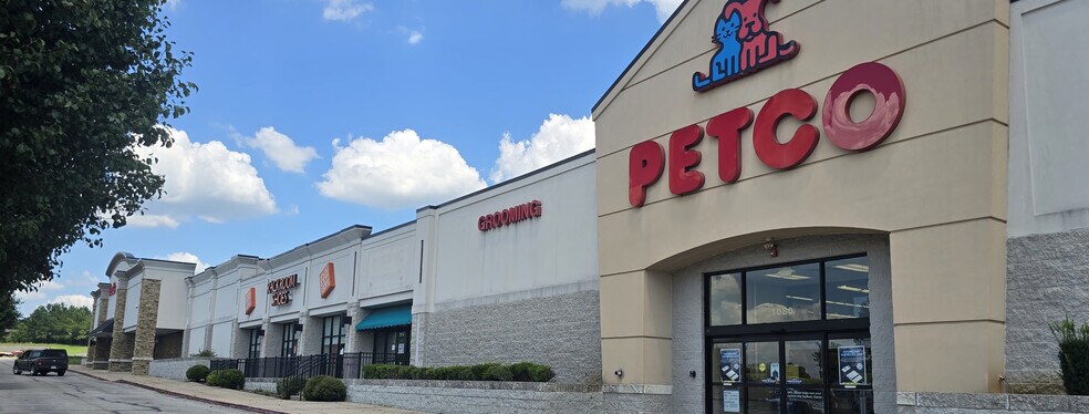 More Photos Of 1110 Highway 62 E, Mountain Home General Retail For Sale