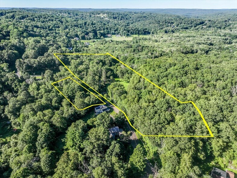 More Photos Of 16 Farrell Rd, Newtown Land For Sale