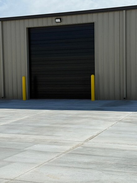 More Photos Of 1500 N Lincoln Blvd, Edmond Unknown For Lease