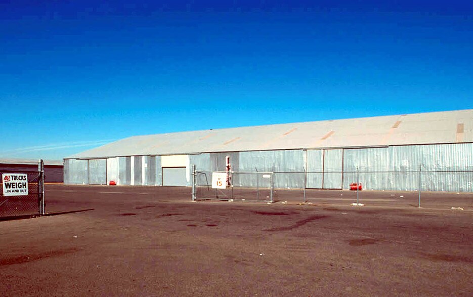 More Photos Of 5220 N 51st Ave, Glendale Warehouse For Lease
