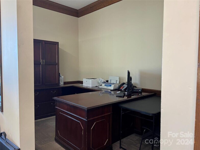 More Photos Of 604 Clark Dr, Lincolnton General Retail For Sale