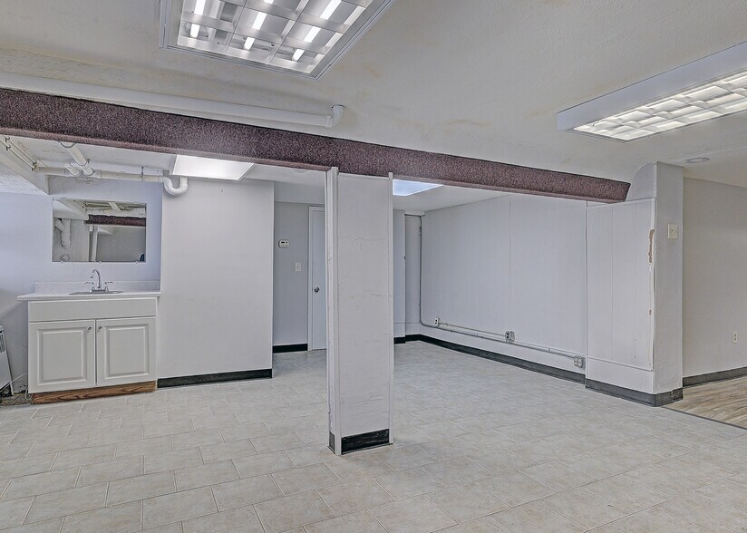 More Photos Of 528-538 Bloomfield Ave, Verona Storefront For Lease