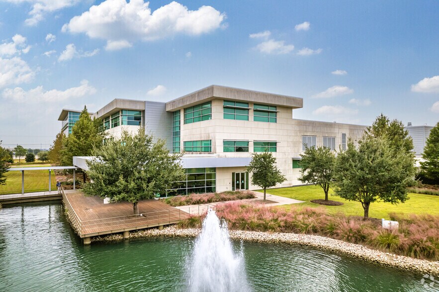 More Photos Of 21920 Merchants Way, Katy Office For Lease