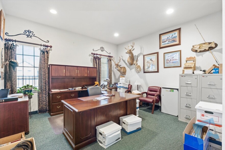 More Photos Of 5316 Bransford Rd, Colleyville Office For Sale