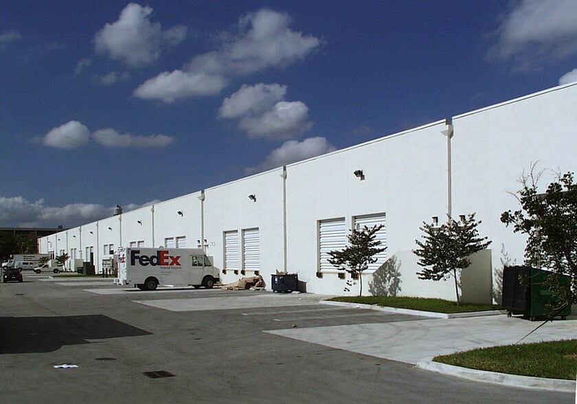More Photos Of 3505-3591 NW 82nd Ave, Doral Warehouse For Lease