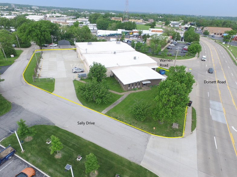 Primary Photo Of 11400 Dorsett Rd, Maryland Heights Warehouse For Sale