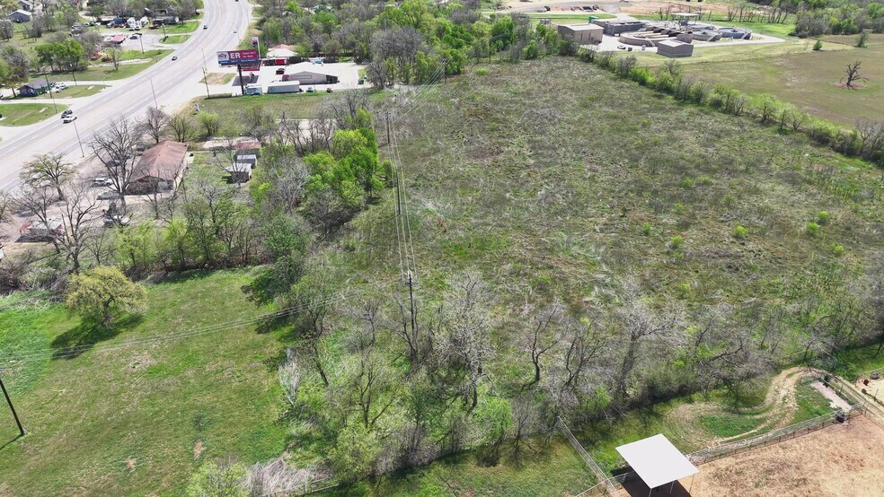 More Photos Of 300 W Highway 290 A, Elgin Land For Sale