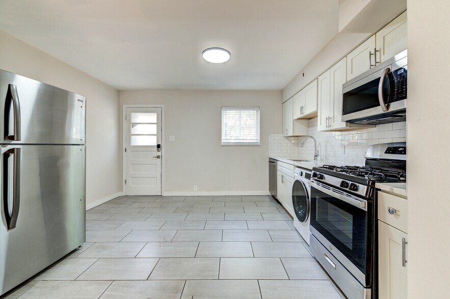 More Photos Of 7361 Dale Ave, Saint Louis Apartments For Sale