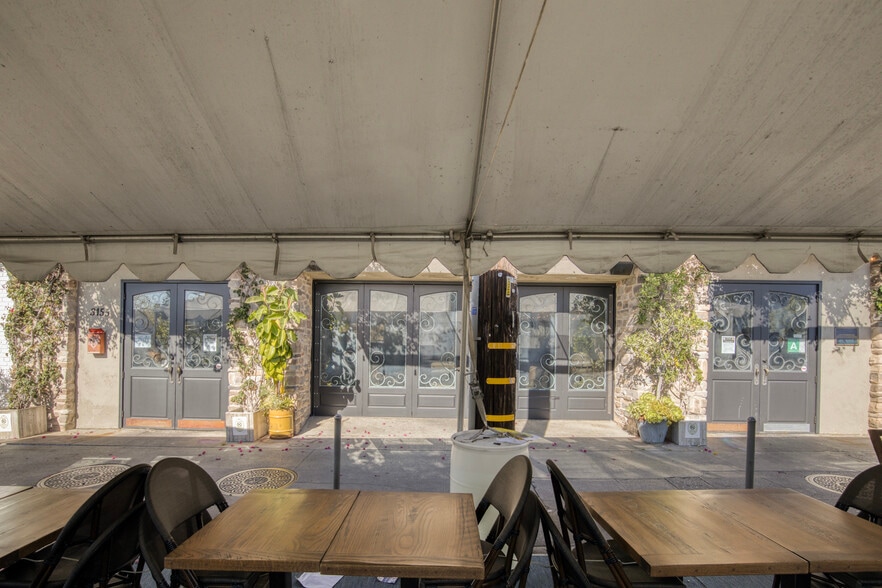 More Photos Of 3155-3157 Glendale Blvd, Los Angeles Restaurant For Lease