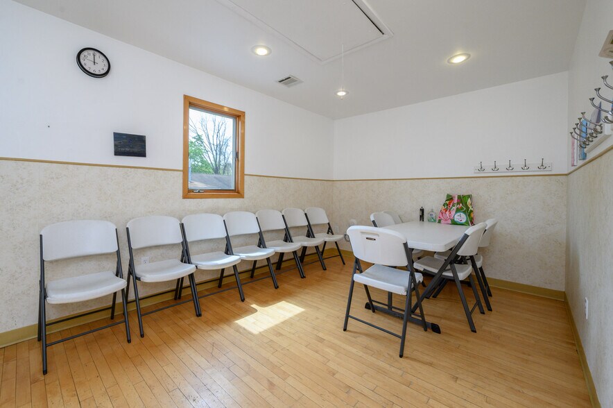 More Photos Of 355 Buckelew Ave, Monroe Township Freestanding For Sale