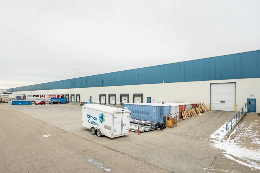 More Photos Of 17402-17420 116 Ave NW, Edmonton Warehouse For Lease