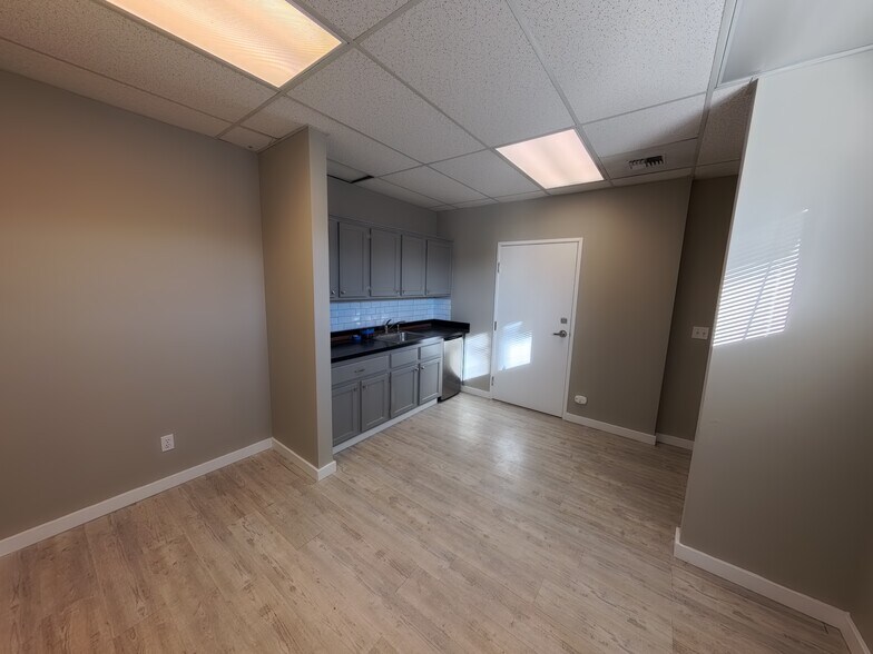 More Photos Of 750 NW 4th St, Prineville Office For Sale