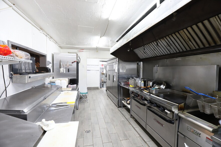 More Photos Of 12169 S Williams St, Dunnellon Restaurant For Sale