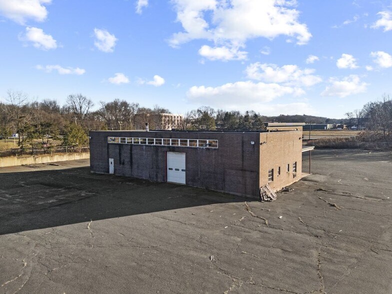 More Photos Of 1275 Highland Ave, Cheshire Warehouse For Sale