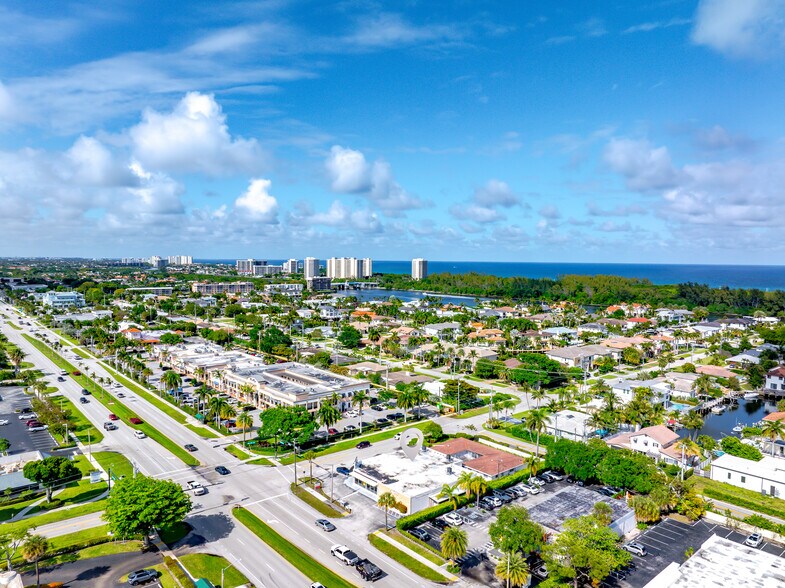 More Photos Of 3198 N Federal Hwy, Boca Raton Storefront Retail Office For Lease