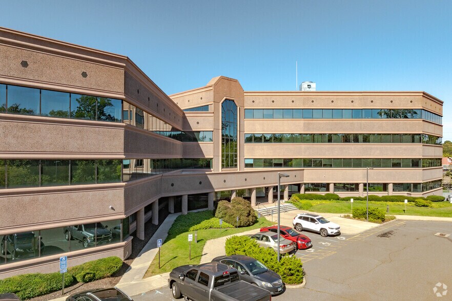 More Photos Of 99 Hawley Ln, Stratford Medical For Lease