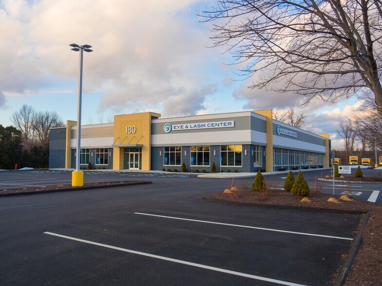 More Photos Of 180 Daggett Dr, West Springfield Medical For Lease
