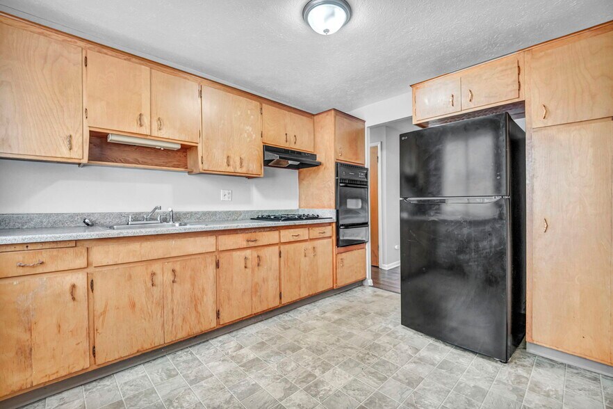 More Photos Of 818-850 S Green Rd, South Euclid Apartments For Sale