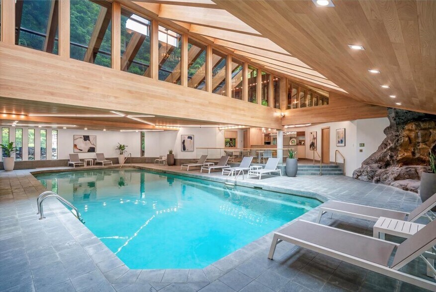 More Photos Of 20 Woodsend Cres, Aurora Flex For Sale