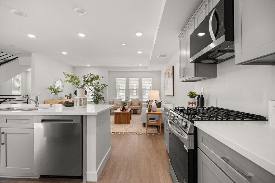 More Photos Of 2109 N White Ave, La Verne Apartments For Sale