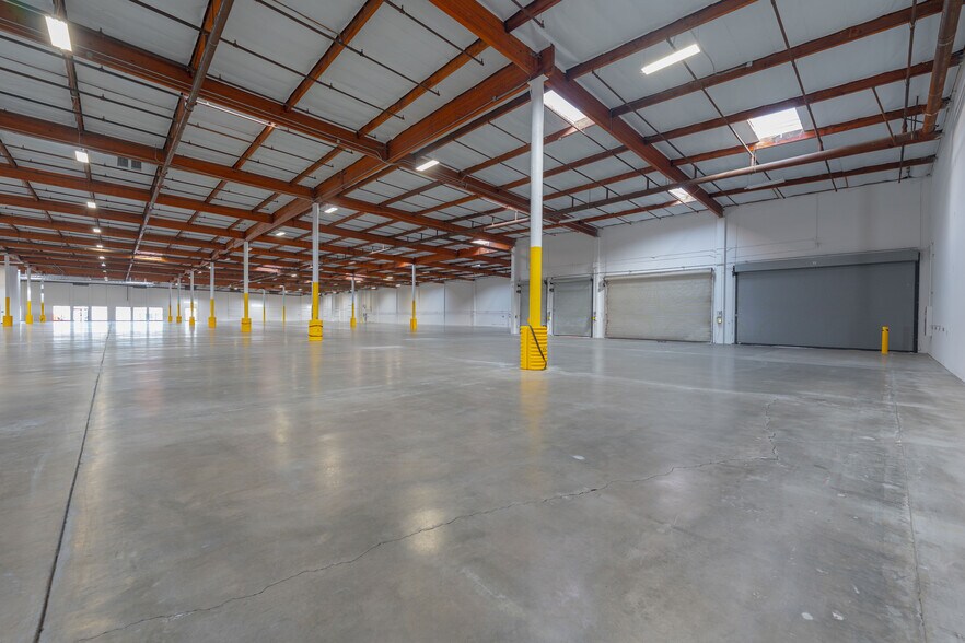 More Photos Of 1300 W Artesia Blvd, Compton Warehouse For Lease