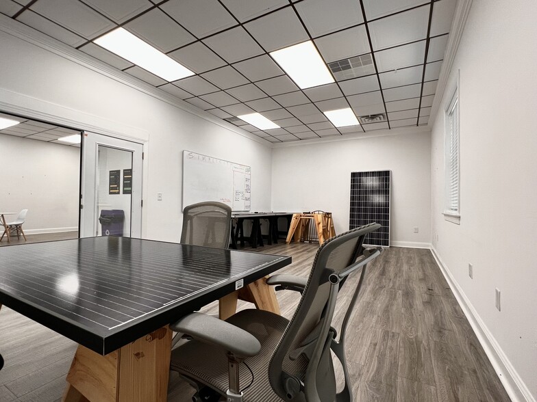 More Photos Of 490 Westfield Rd, Charlottesville Storefront Retail Office For Sale