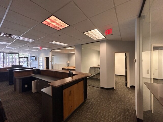 More Photos Of 825 Franklin Ct SE, Marietta Distribution For Lease