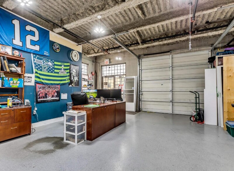 More Photos Of 20220 113B Ave, Maple Ridge Warehouse For Sale