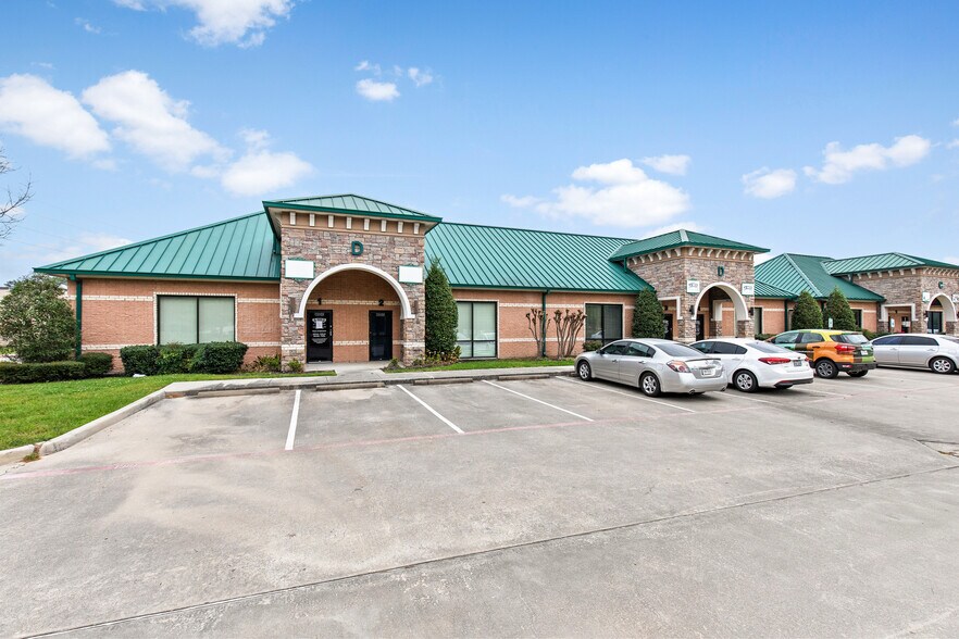 Primary Photo Of 1125 Cypress Station Dr, Houston Medical For Sale