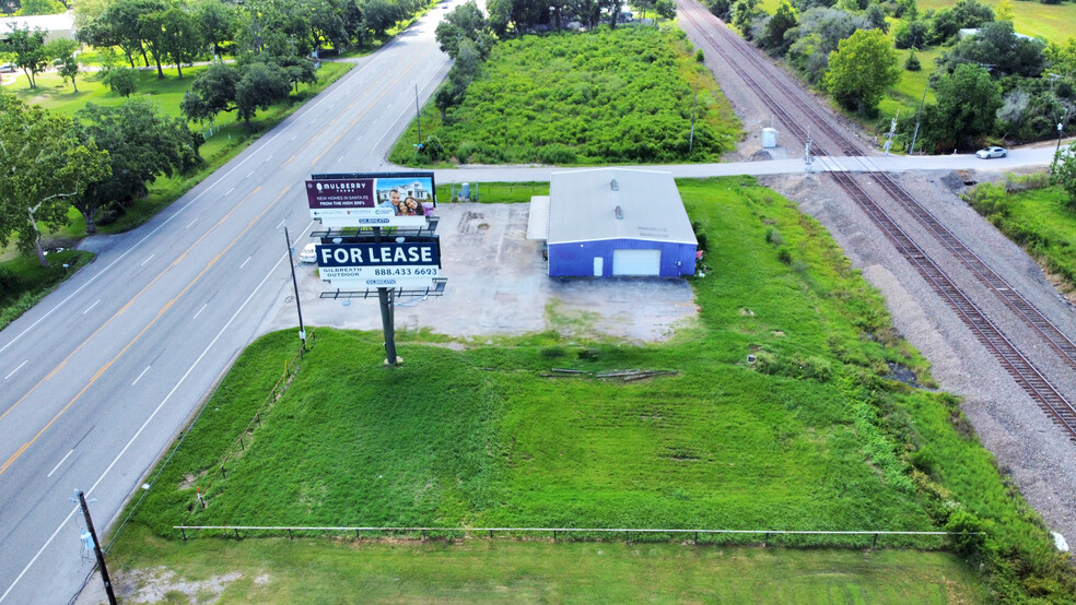 Primary Photo Of 19629 E Highway 6, Alvin Showroom For Sale