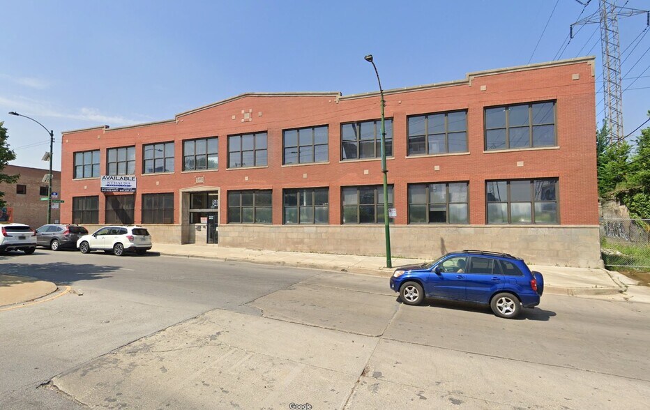 Primary Photo Of 348 N Ashland Ave, Chicago Flex For Lease
