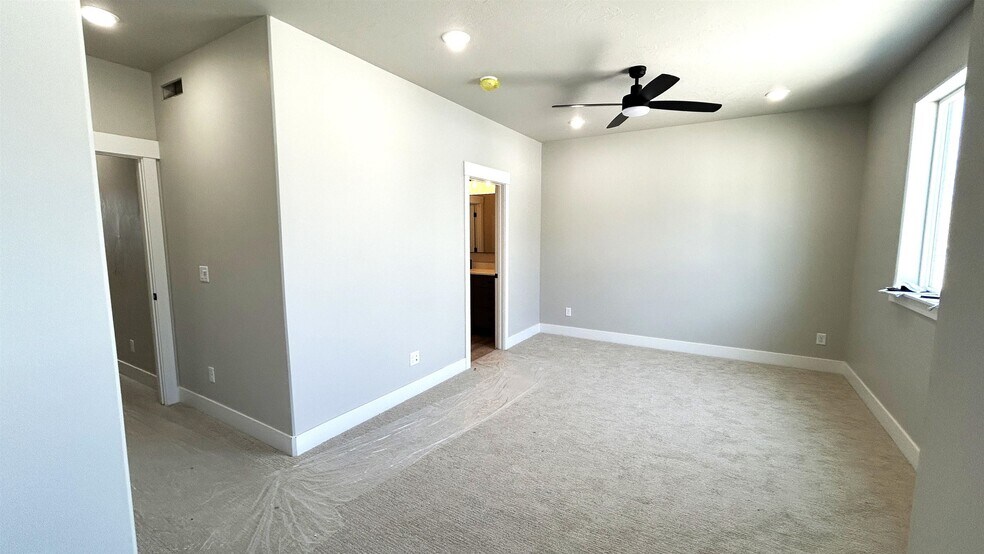 More Photos Of 110 Ridges, Pocatello Apartments For Sale