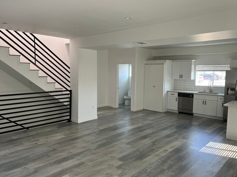 More Photos Of 1243 S Catalina St, Los Angeles Apartments For Sale