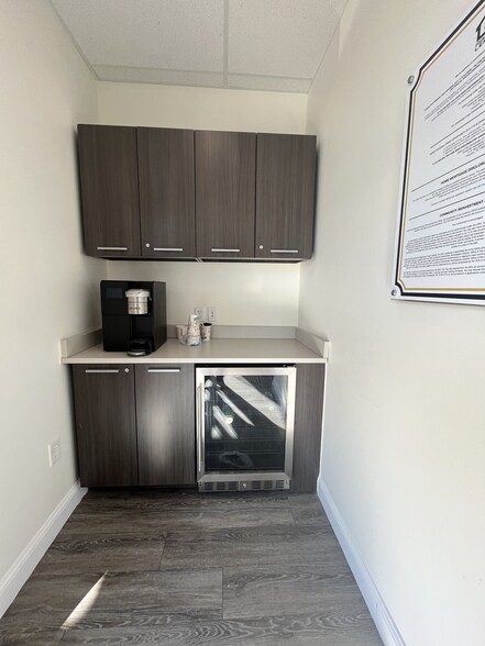 More Photos Of 325 S Main St, Doylestown Storefront Retail Office For Sale