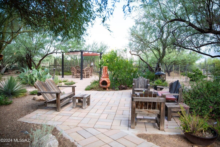 More Photos Of 2720 S Kinney Rd, Tucson Hospitality For Sale