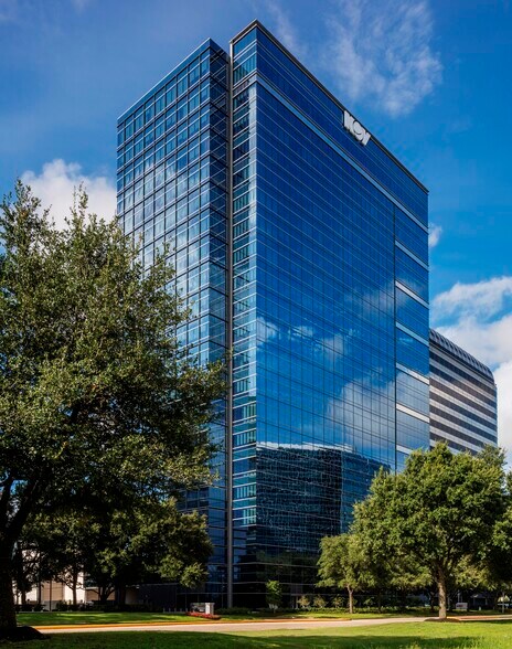 More Photos Of 10353 Richmond Ave, Houston Office For Sale