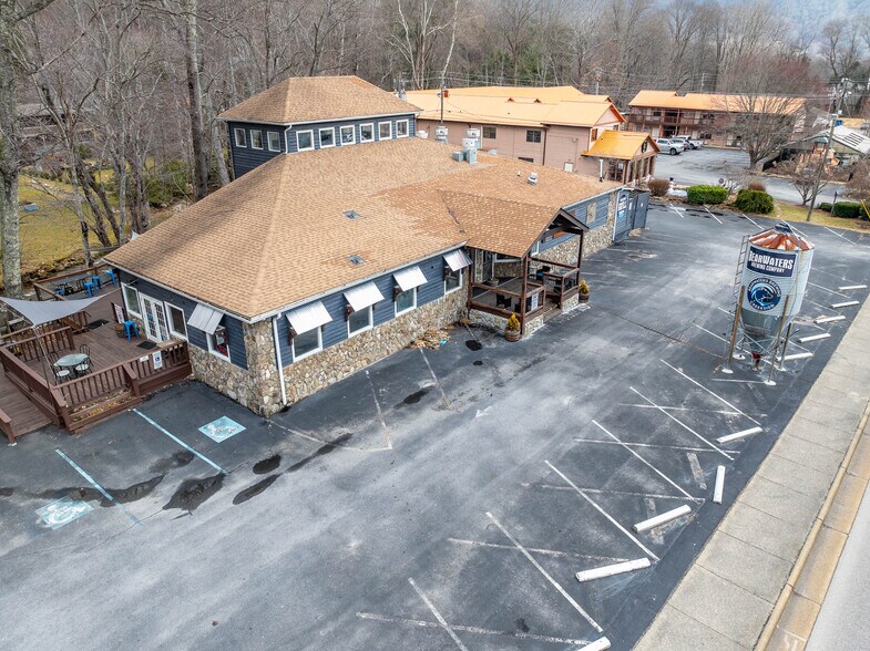 More Photos Of 4352 Soco Rd, Maggie Valley Restaurant For Sale