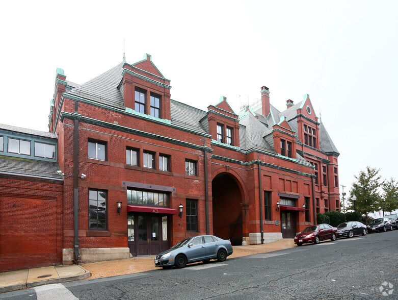 More Photos Of 3355 Keswick Rd, Baltimore Loft Creative Space For Sale