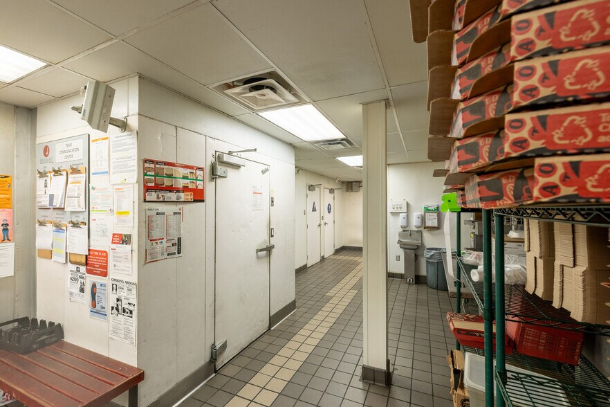 More Photos Of 12203-12207 Hawthorne Blvd, Hawthorne Storefront For Sale