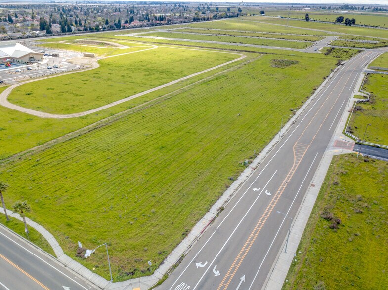More Photos Of Genoa Lake Way, Chowchilla Land For Sale