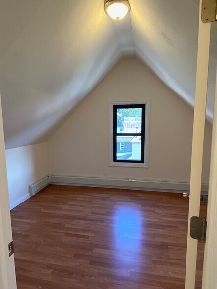 More Photos Of 145 Westervelt Ave, Staten Island Storefront Retail Residential For Sale