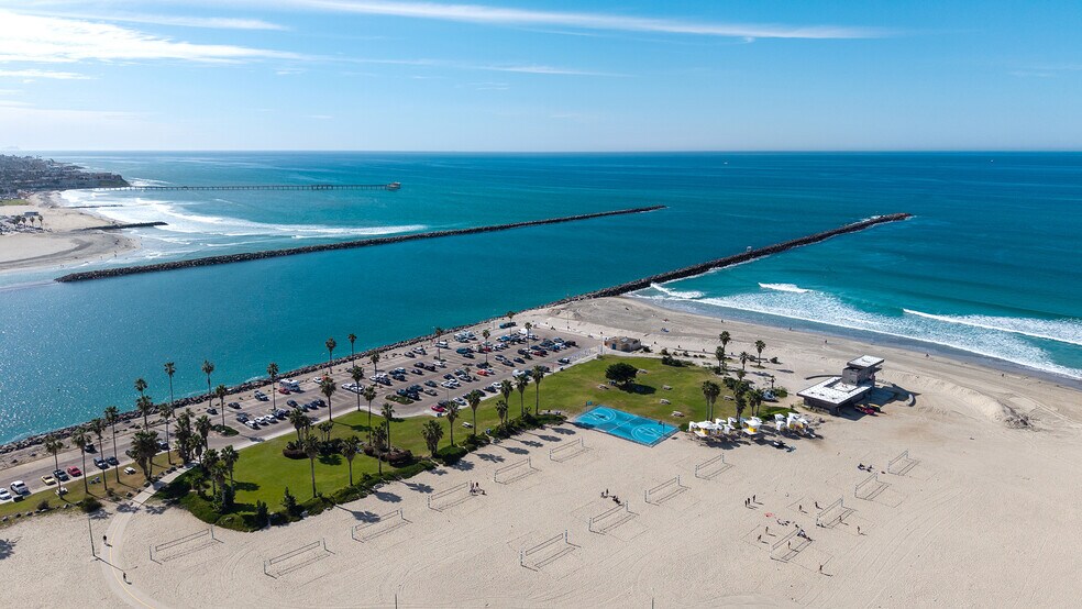 More Photos Of 829 Avalon Ct, San Diego Apartments For Sale