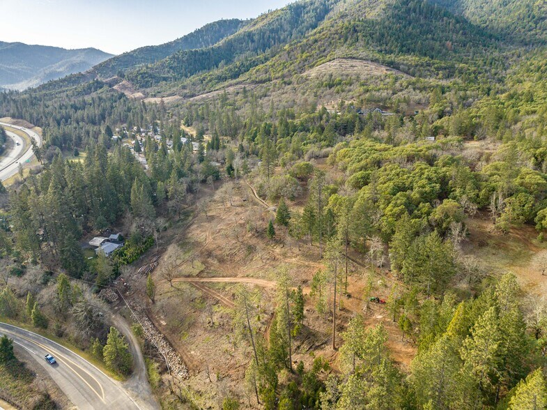More Photos Of 0 Foothill blvd, Rogue River Land For Sale