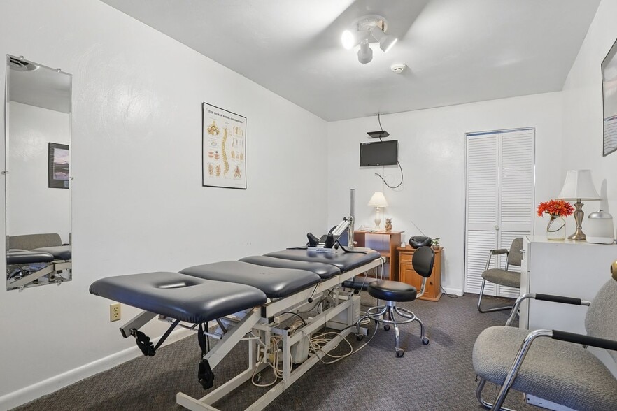 More Photos Of 507 Pittsburgh St, Springdale Rehabilitation Center For Sale