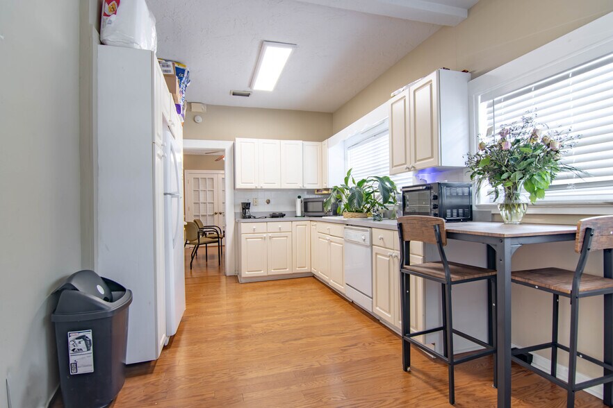 More Photos Of 309 W Martin Luther King Jr Blvd, Tampa Medical For Sale